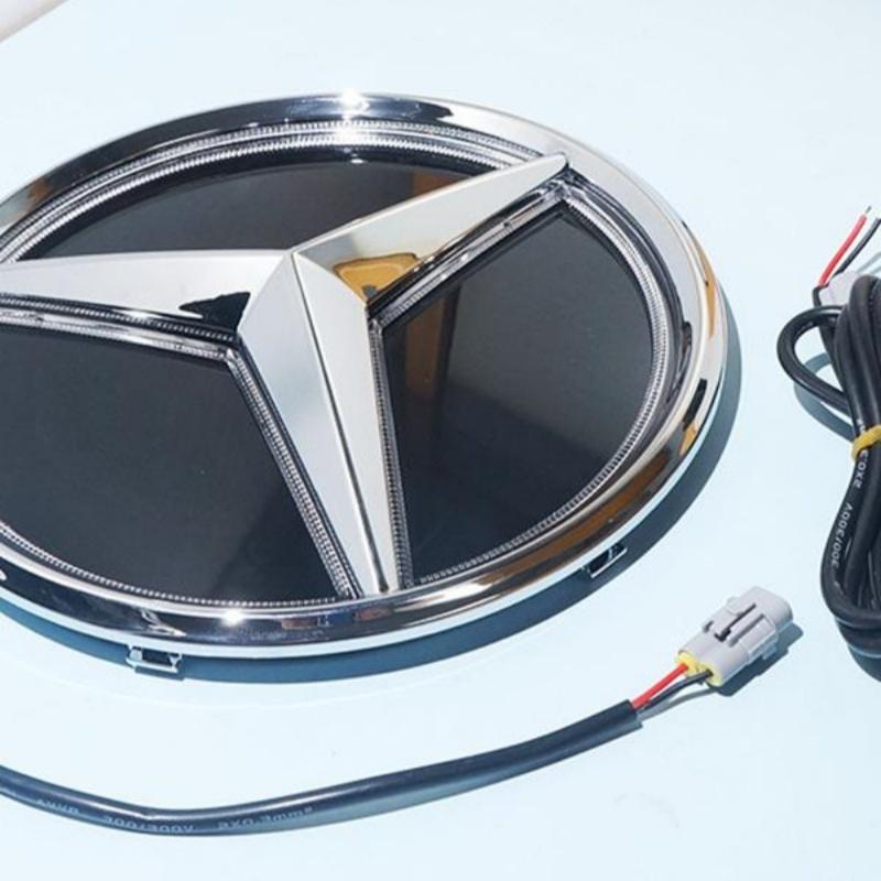 Bil Front Grill Stjerne Emblemer LED Belyst Logo Hvit Blå Rød Lys for Mercedes Benz W253 W204 W205 W213 glc gle w166 w176