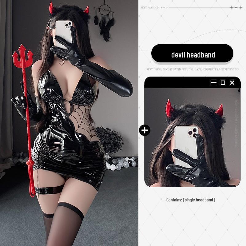Man Yan 2025 Spiderweb Witch Costume - Sheer Bodycon Skirt & Slim-Fit Patent Leather Lingerie Set 8919