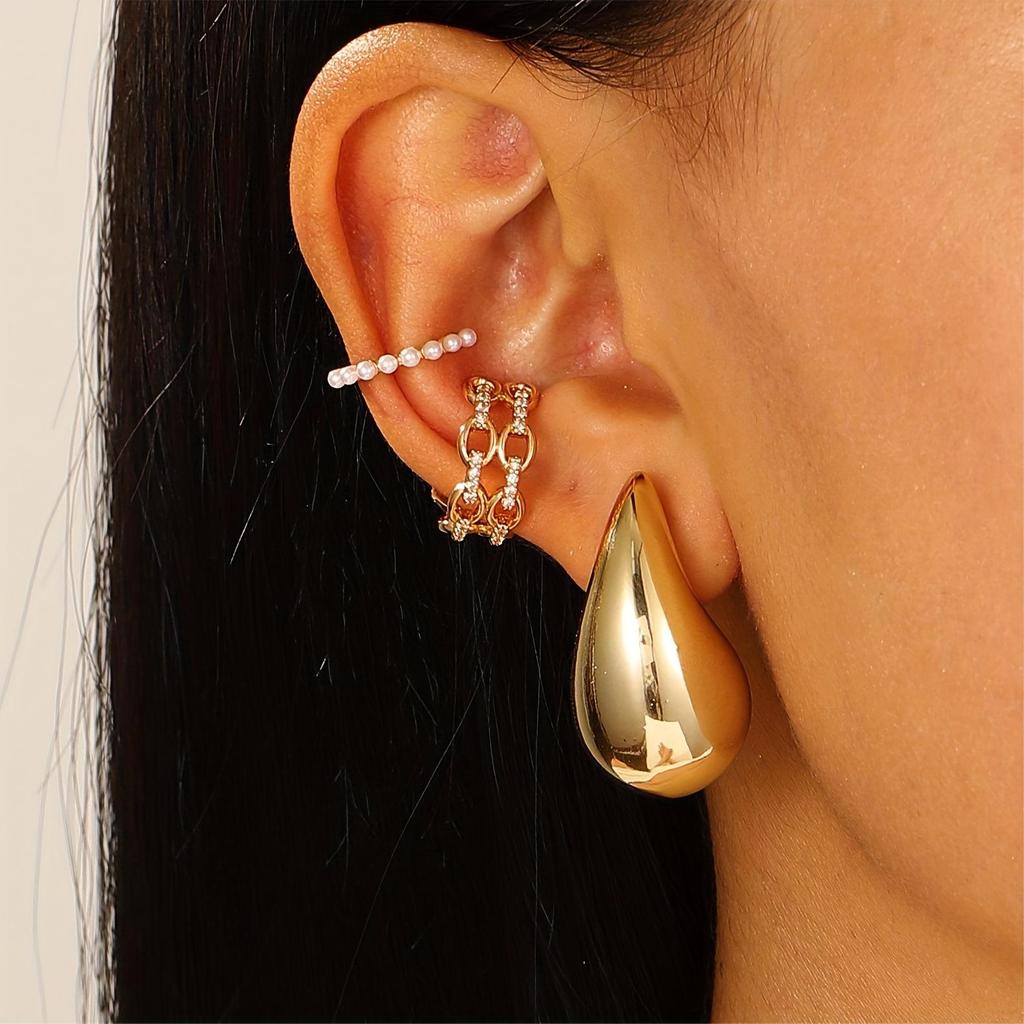 Chic European & American Oval Hollow Electroplated Ear Clip Earrings