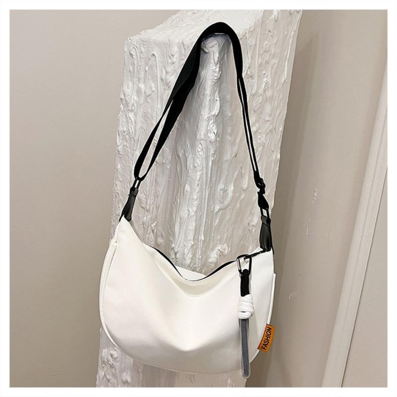 Spacious Nylon Canvas Bag Women Fall Winter New Trend Fashion Versatile Solid Color Crossbody Bag Crescent Moon Bag