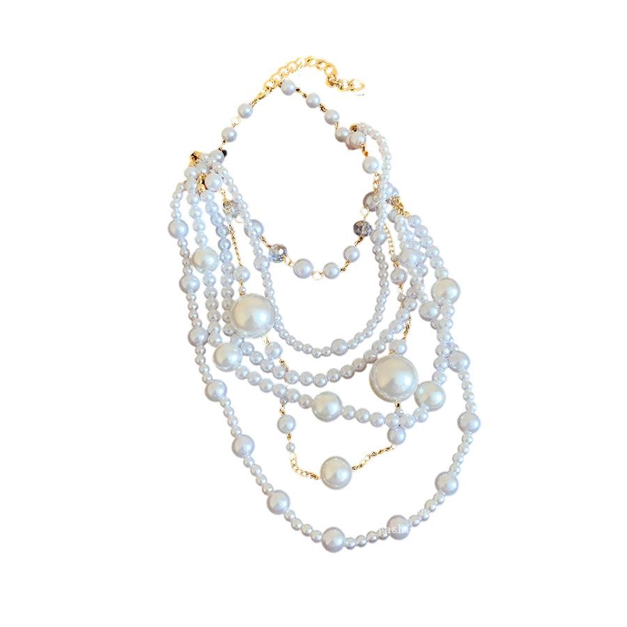 Irregular pearl multi-layer necklace, retro exaggerated personality collarbone chain, light luxury, high-end sense necklace, women