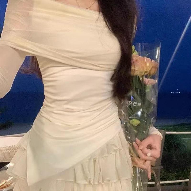 Z Pure Desire Set Crop Top s odhalenými rameny a sukně - Letní dvoudílný set s jedním ramenem ve stylu dortu pro ženy.