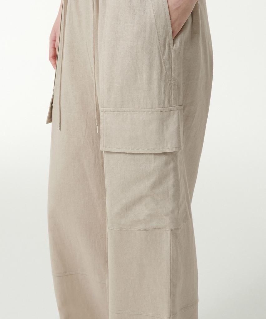 MUSINSA STANDARD WOMAN Women'S Linen Blend Wide Cargo Elastic Pants [Light Beige]