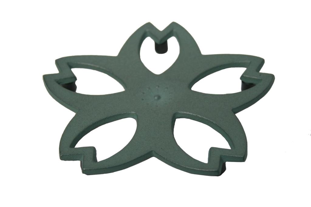 Ikenaga Iron Works Kettle Layer for Iron Kettle Nanbu Ironware Cherry Blossom Green Bamboo 16.5×16.5