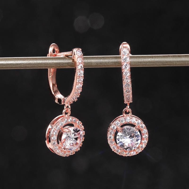 Hot sale Korean version fashion earrings personality temperament commuter earrings Internet celebrity short stud earrings