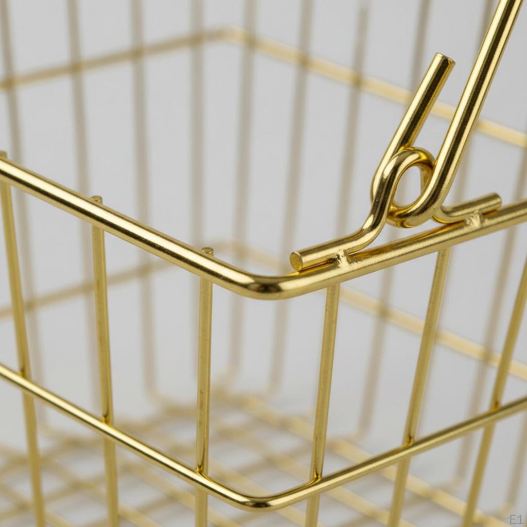 Metal Wire Shopping Basket Sleek Convenient for Boutiques