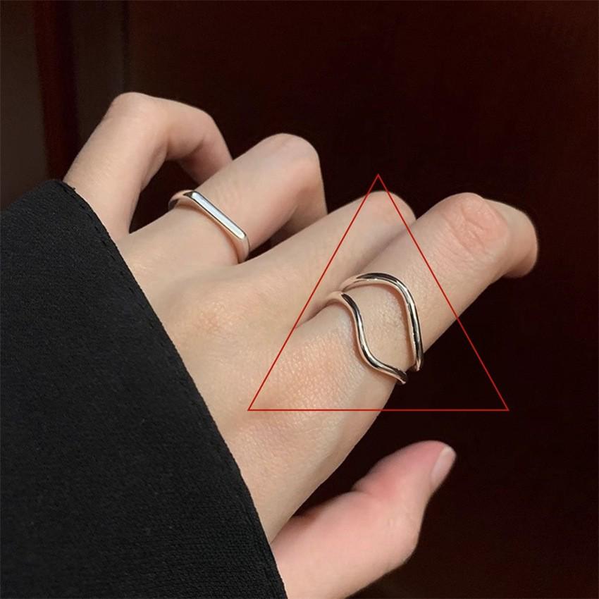 Xiaohongshu 925 Sterling Silver Exaggerated Plain Ring for Women – Simple, Luxurious, High-End Design.