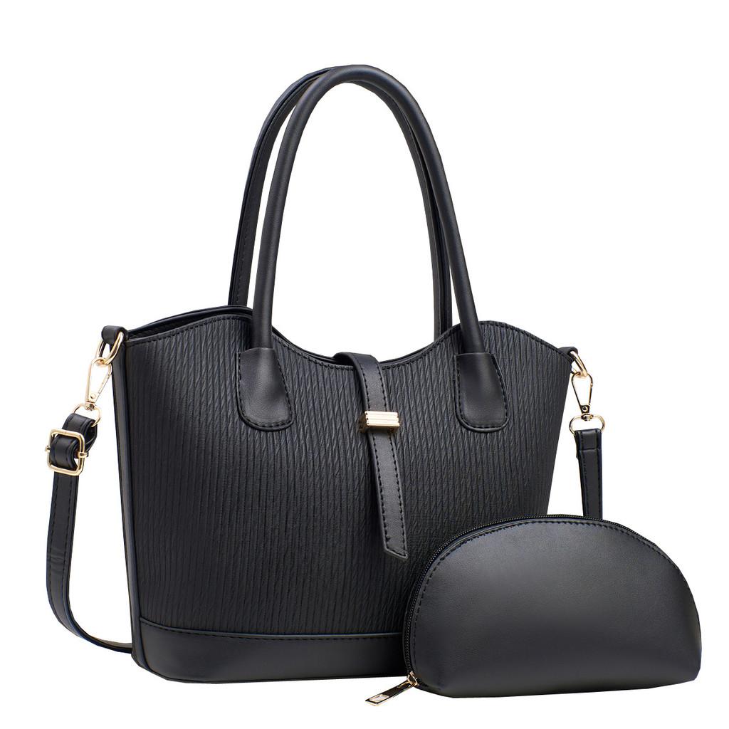 Comfortable Everyday Handbag For Women With Ample Storage And Stylish Appearance