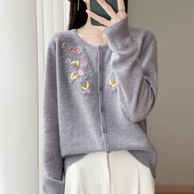 Heavy Industry Three-Dimensional Flower Embroidered Cardigan Sweater Women'S Autumn New Korean Retro Soft Waxy Knitted Sweater Jacket