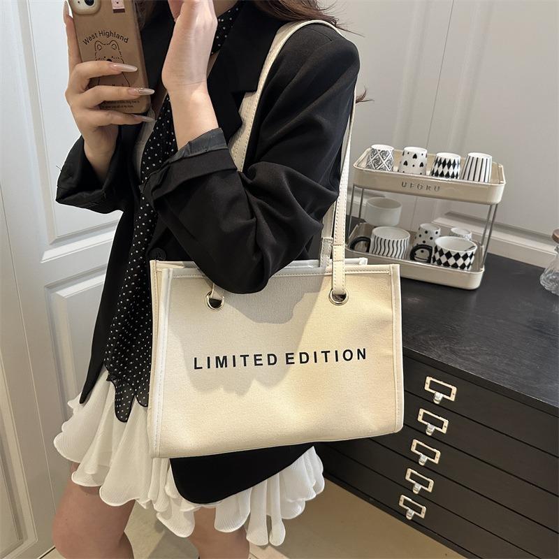 Large Capacity Bag Women's New Versatile Canvas Bag College Student Class Shoulder Bag Tote Bag