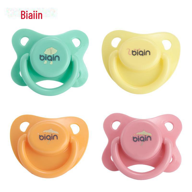 

Biqin Пустышка для сна из мягкого силикона «Бабочка» для детей 0-6 месяцев Heart Shape Pacifier M (Color Random)