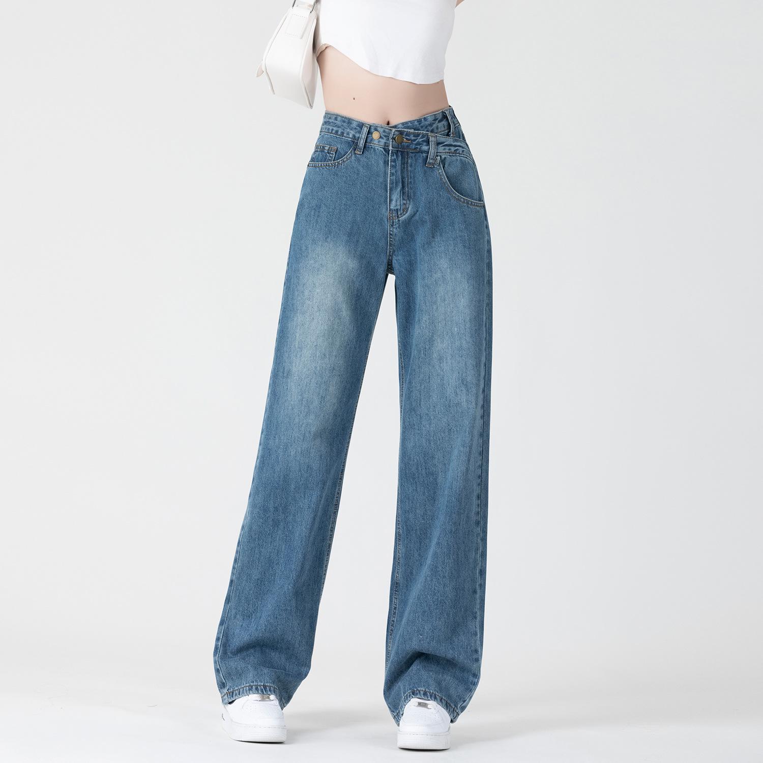 

Женские темно-синие джинсы с высокой посадкой, облегающие, прямого кроя - Коллекция Лето 2025 Small