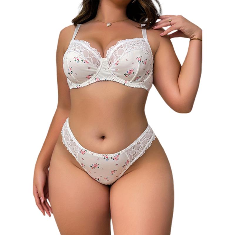 Plus Size Floral Lace Lingerie Set - Thin Style Bra for Full Bust