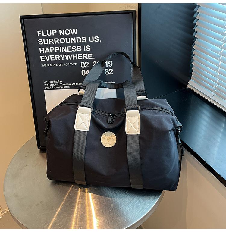 

Краткосрочная дорожная сумка Маленькая легкая багажная сумка Мужская сумка большой вместимости Дорожная сумка Сумка для фитнеса чёрный