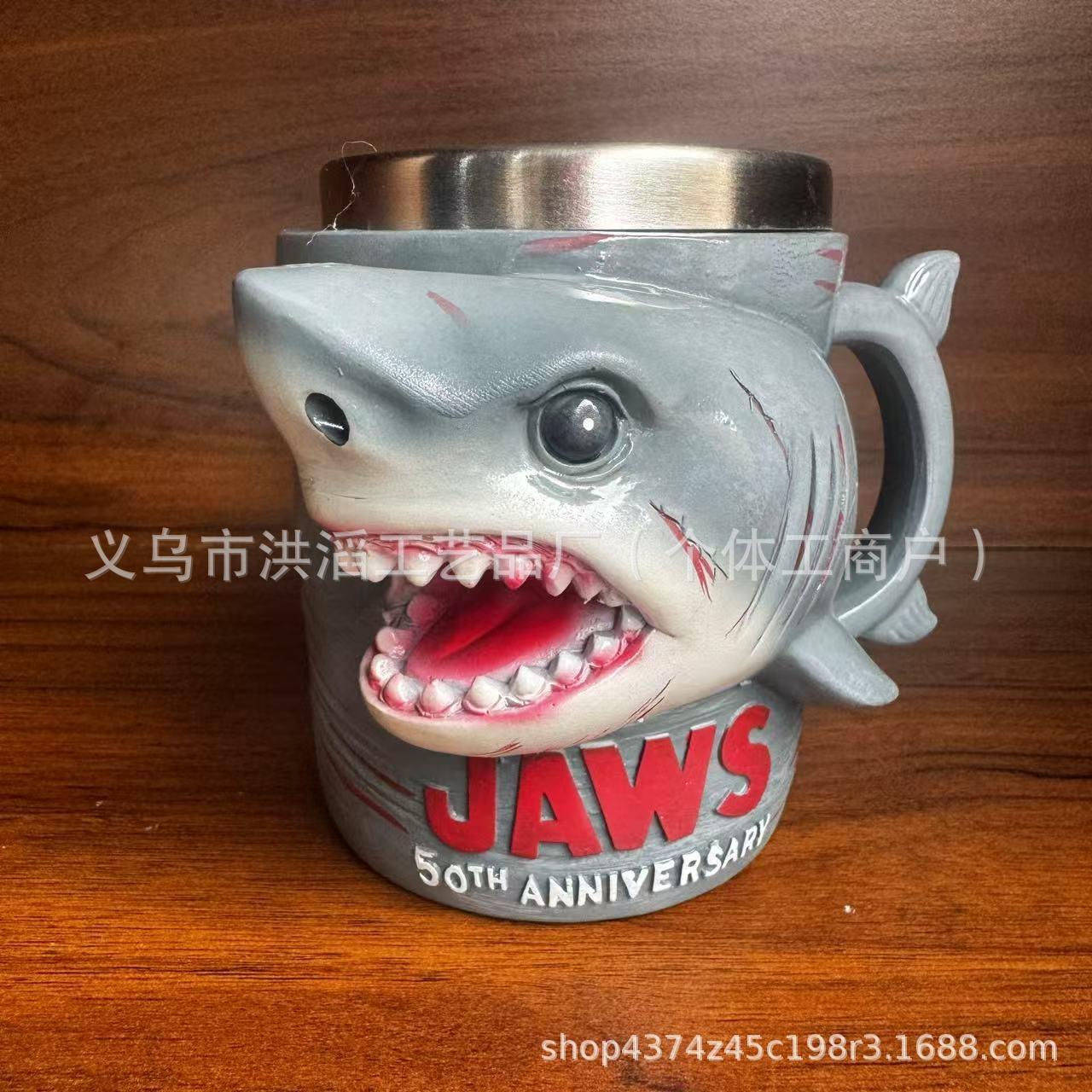 

3D Кружка «Челюсти» Акула 50-летний юбилей Керамическая кофейная чашка Забавный подарок «Белая акула» для киноманов, коллекционеров, декор