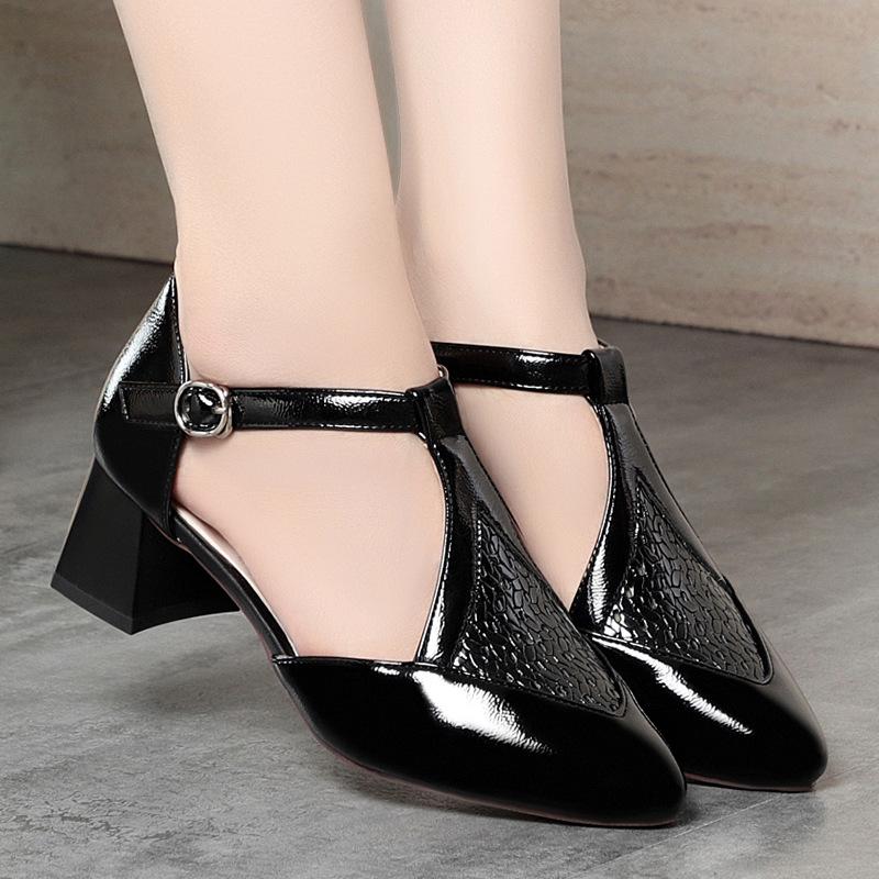 Fashion Baotou Sandals For Women In Summer 5cm Pointed Toe Woven Hollow Shallow Mouth T-Buckle Thick Heel Commuting Single Shoes Fashion