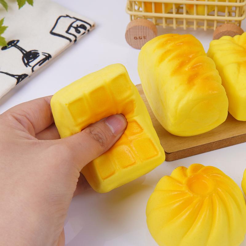 Stretch Squeezing Simulation Bread Squeeze Toy Fake Food Model Simulated Food Breakfast Squeeze Sensory Toys Toast Cake Elastic