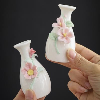 Handmade Flower Vase Ceramic Hydroponic Mini Flower Inserted Dry Flower Fragrance Bottle Home Decoration Vintage Vase