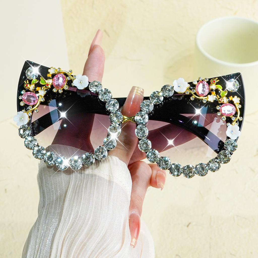 Luxurious Cat-Eye for Women, Oversized Frame with Glittering Rhinestone Accents, Trendy and Glamorous Party Glasses