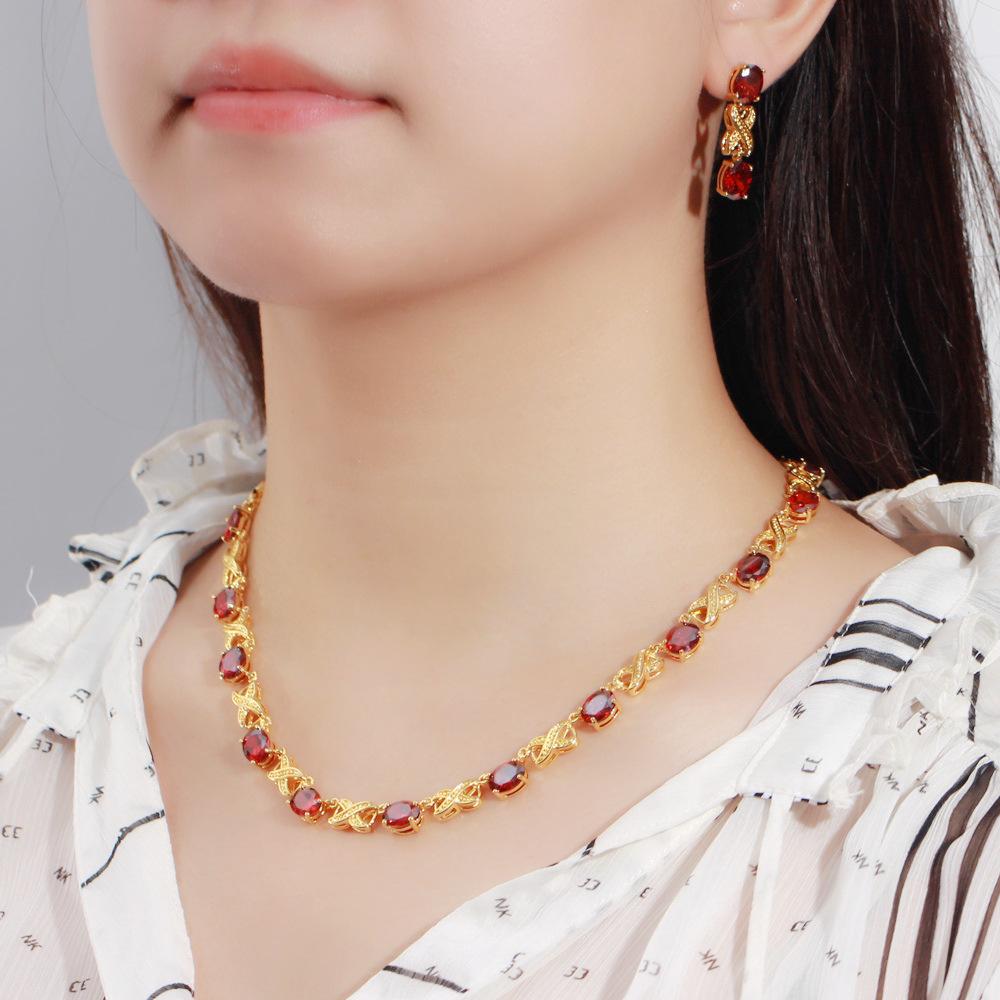 Retro Temperament Noble Earrings Necklace Set Chain, Electroplated 18K Gold Zircon Dinner Dress Set