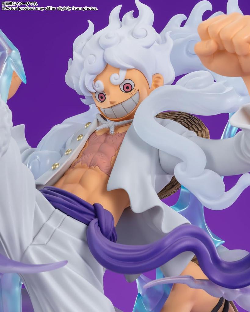 TAMASHII NATIONS Figuarts ZERO ONE PIECE [Super Fierce Battle] Monkey D. Luffy - Gear 5 "Giant" - PVC & ABS Painted Complete Figure