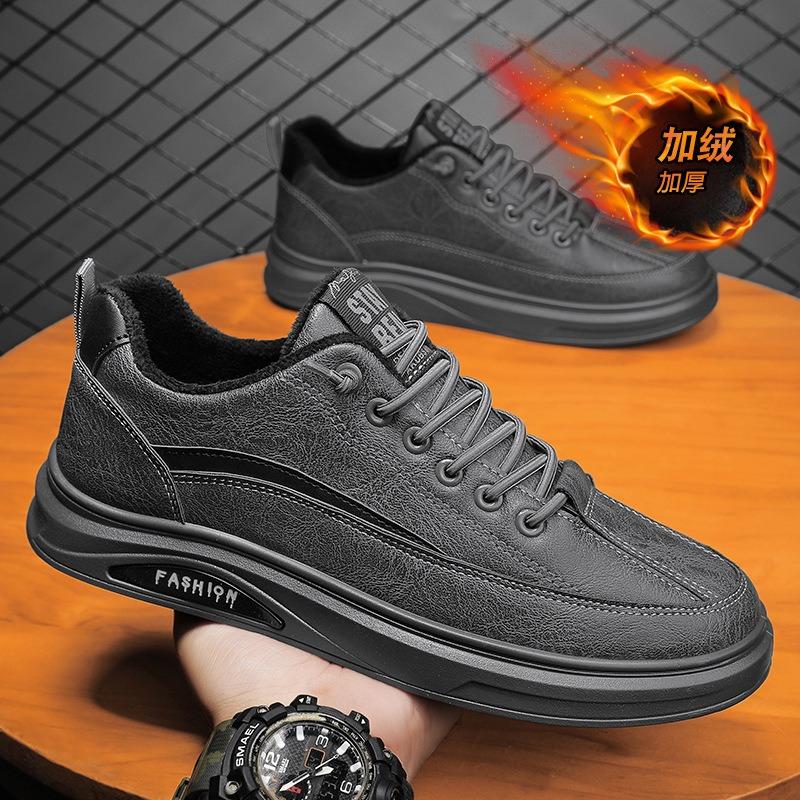 Men's Shoes Winter New Velvet Thickened Board Shoes Men's Trend Versatile Lazy One Pedal Leather Shoes Sports and Leisure Shoes