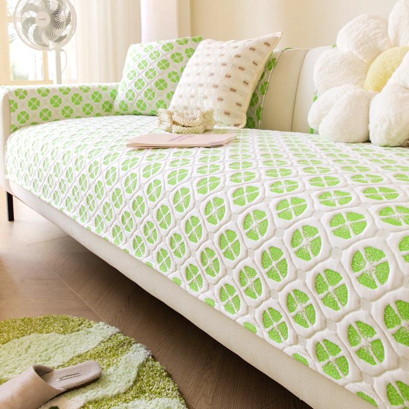 

Summer Ice Silk Non-Slip Living Room Sofa Cushion Jacquard Cooler Backrest Armrest Cover Cloth Fixed Slip Resistant Sofa Cover 70x70cm зелёный