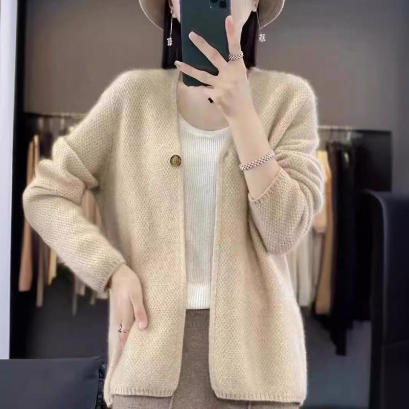 Autumn and Winter New One-button Fashion Knitted Cardigan Sweater Women's V-neck Solid Color Casual Skin-friendly Versatile Long-sleeved Jacket