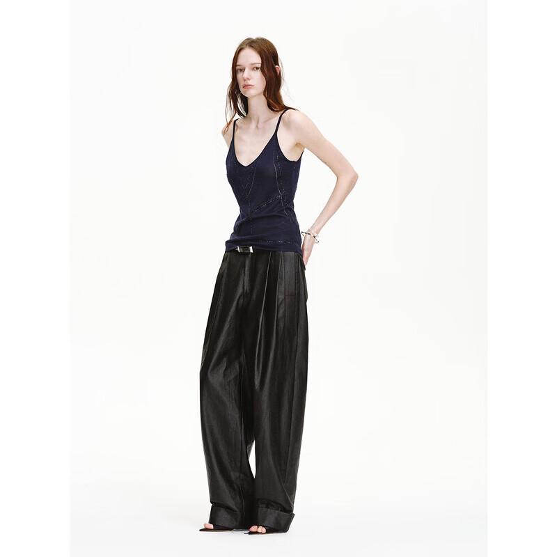 Women s Relaxed Fit Pleated Wide-Leg Pants S