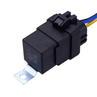 Accesorios para la electrónica del coche – Cables, adaptadores y enchufes