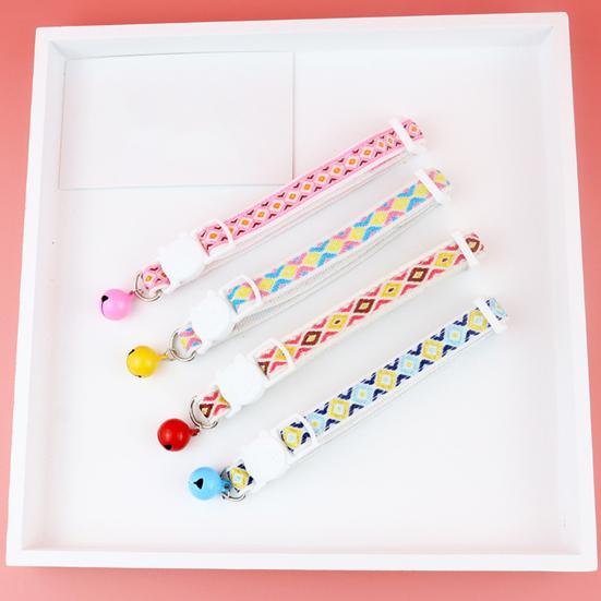 Yousheng Pet Necklace Colorful Grids Pattern Anti-suffocation Fine Workmanship Breakaway Pet Cats Collars with Bell for Valentines Day