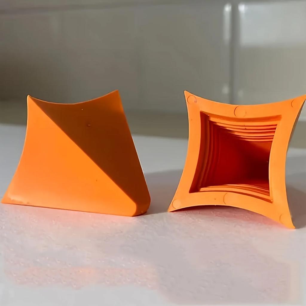 2Pcs Silicone Caulk Finishing Tools Seam Tools,Reusable Seals Smoothing Applicator,Triangular Design for Precision Application