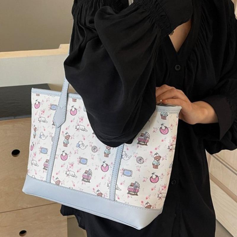 Large-capacity commuter handbag bag spring and summer new fashion shoulder bag printed cartoon underarm tote bag women