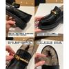 [Lammfellversion] 2025 neue Leder Loafer im britischen Stil mit dicker Sohle und Absatz für Damen, kleine goldene Schnalle, Herbst und Winter Samt