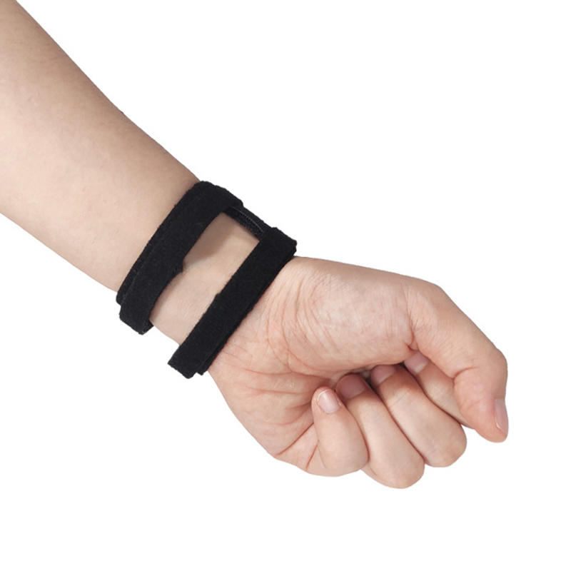 1PC Sports Wrist Wrap Lightweight Breathable Fitness Compression Wrist Brace Support for Basketball Badminton Athletic Training