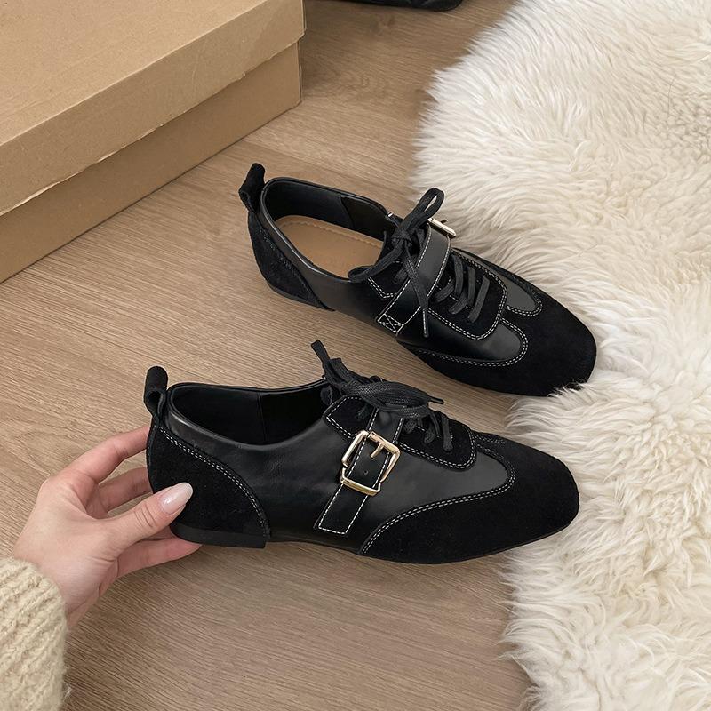 Retro British Style Fashion Belt Buckle German Training Shoes Women's New Niche Inner Height Increase Casual Versatile Small Leather Shoes