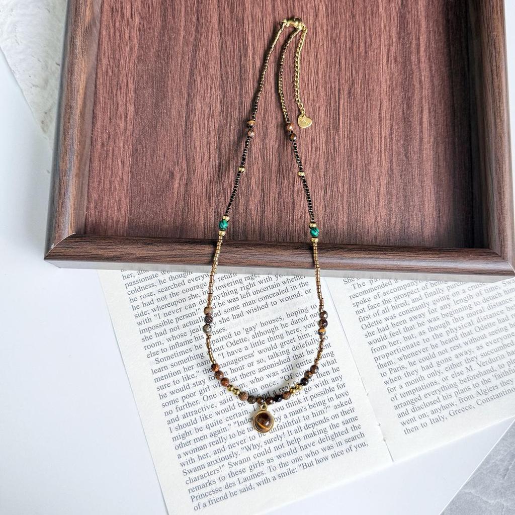 Melanoid Tiger Eye Beaded Necklace: Natural Stone, High-End Clavicle Chain for Autumn/Winter