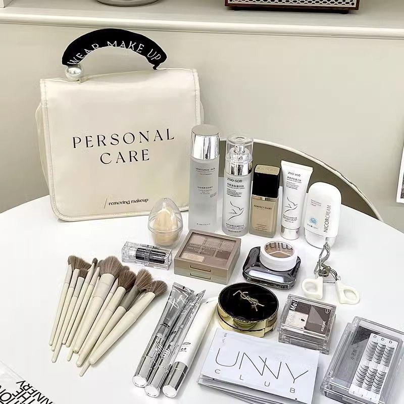 

2025 Large Capacity Portable Cosmetic Bag – Women s On-the-Go Storage