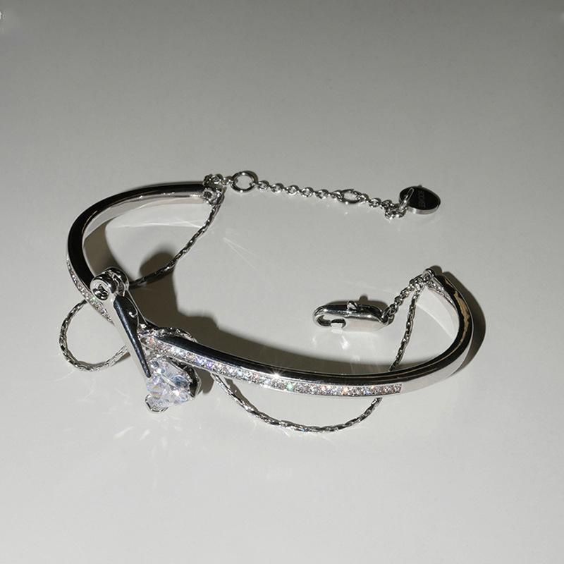 Niche Design Sense Micro-Inlaid Zircon Metal Opening Bracelet Women'S Personality Exquisite Fashion Temperament Versatile Bracelet Jewelry