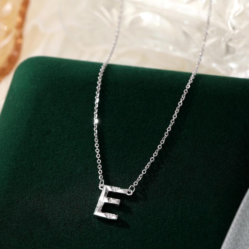 Banyan Tree S925 Silber Halskette mit englischen Buchstaben und Diamanten – Elegante und vielseitige Schlüsselbeinkette für Damen