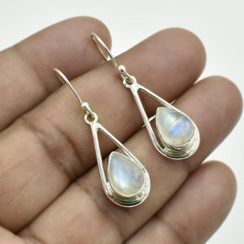 Pierre de lune Gemstone Women Dangle Earring, Solid 925 Sterling Silver partywear Boucle d’oreille, Boucle d’oreille Cabochon, Cadeau de la fête des Mères