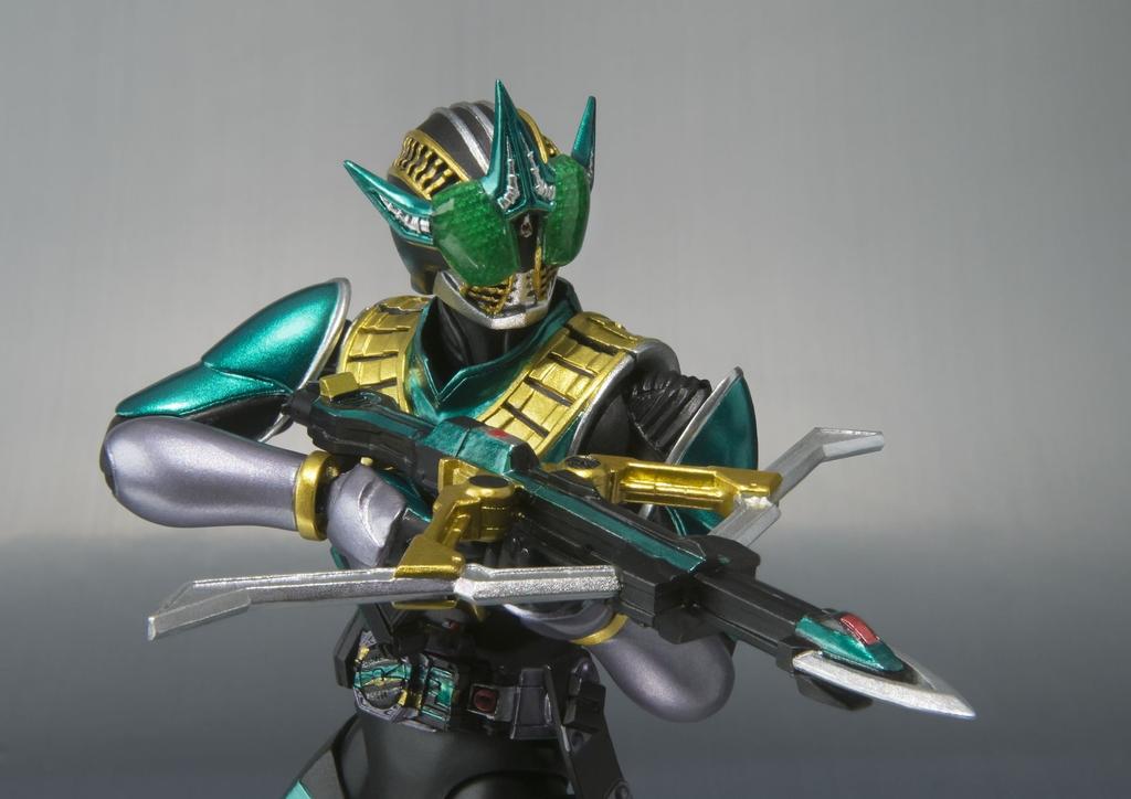 TAMASHII NATIONS Kamen Rider Zeronos Altair Form SHFiguarts