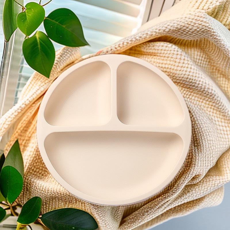 Silicone Smiley Face Suction Plate for Babies - Divided, Drop-Proof Tableware for Feeding & Training