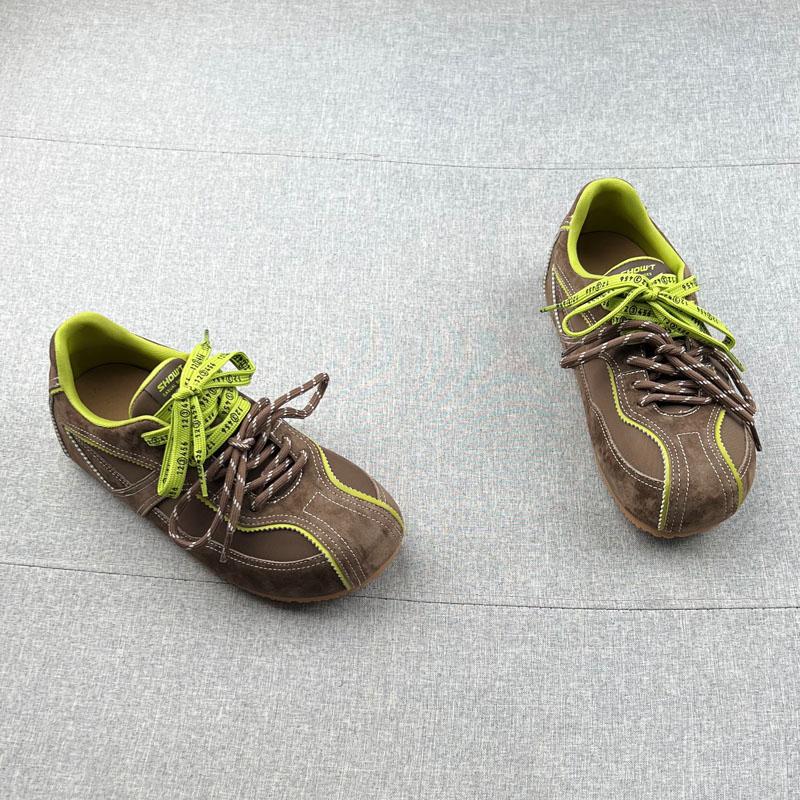 

Lan Cabinet color matching lace-up flat-heeled German training shoes sports and leisure shoes women s new non-slip soles Forrest Gump shoes in earl 40