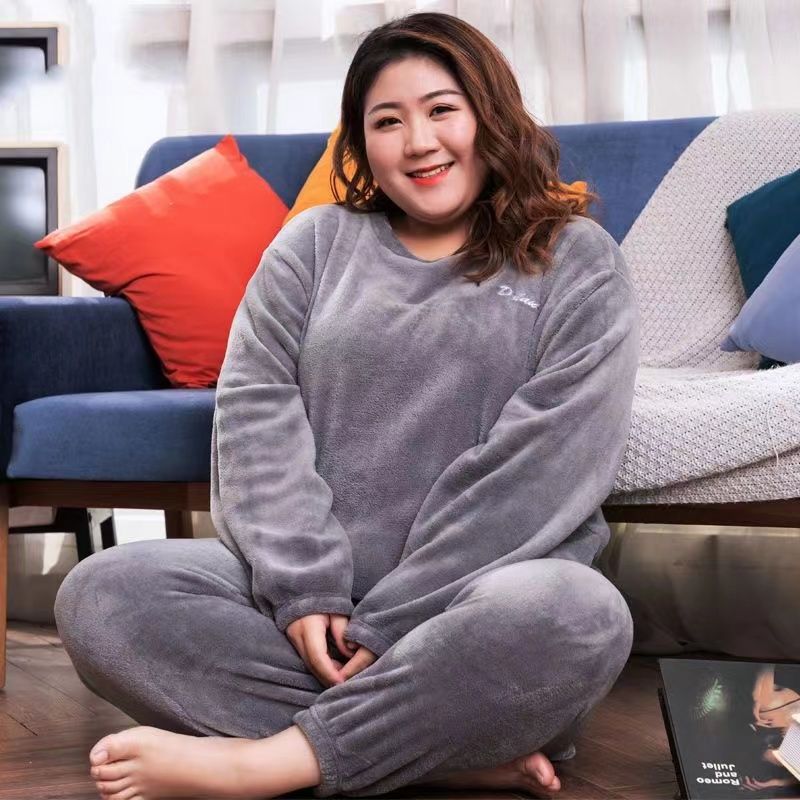 

Осінньо-зимовий жіночий великий розмір домашній одяг товстий теплий набір піжами з коралового флісу 6XL сірий