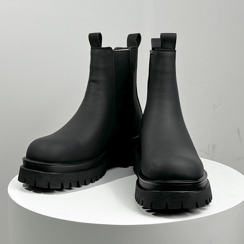 Men's thick soled shoes Warm autumn and winter styles Work or Fashion Party Office Height increasing Black daily versatile