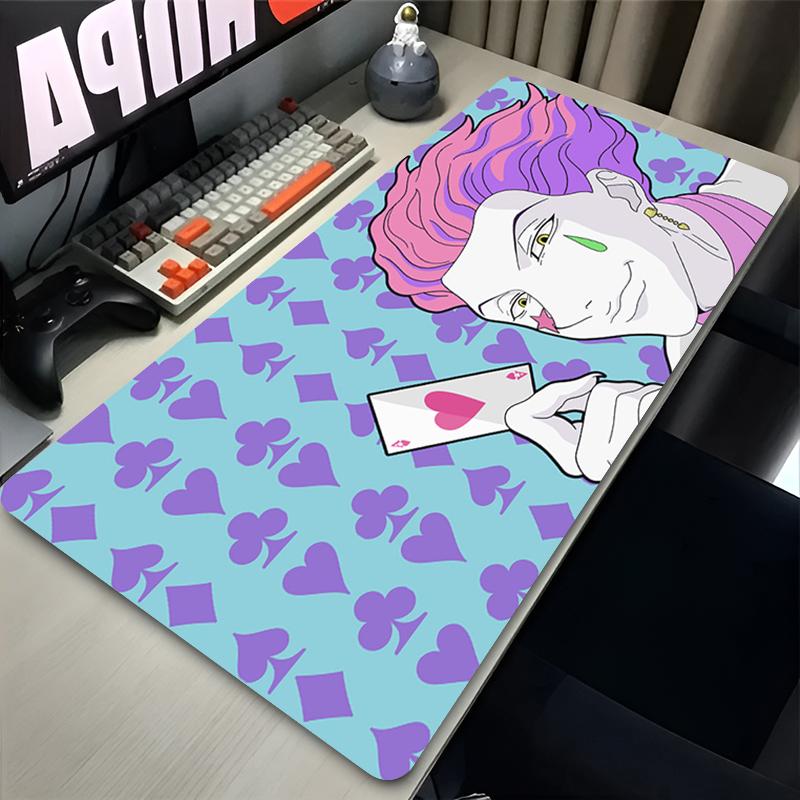 Grand Tapis de Souris Hunter X Hunter Hisoka Morow Anime Pad d'Ordinateur Tapis de Souris de Jeu Accessoires Antidérapants Bureau Ordinateur Portable Deskpad DeskMat