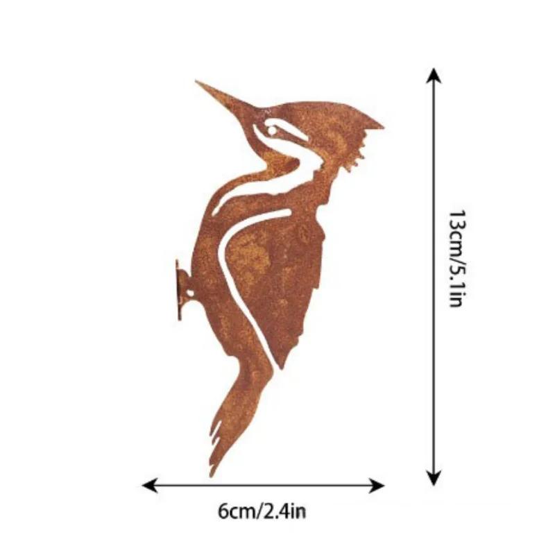 

Силуэты птиц из ржавого металла - Декор для садового забора в виде дятла и малиновки. Идеальный двор в деревенском стиле и садовое искусство бежевый