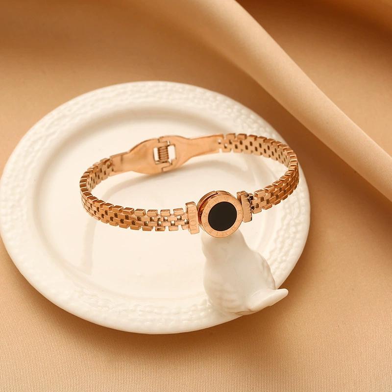 Htpwe Stainless Steel Roman Numeral Love Black Shell Bracelet For Women 18k Gold Plated Couple Holiday Gift Bracelet Zircon
