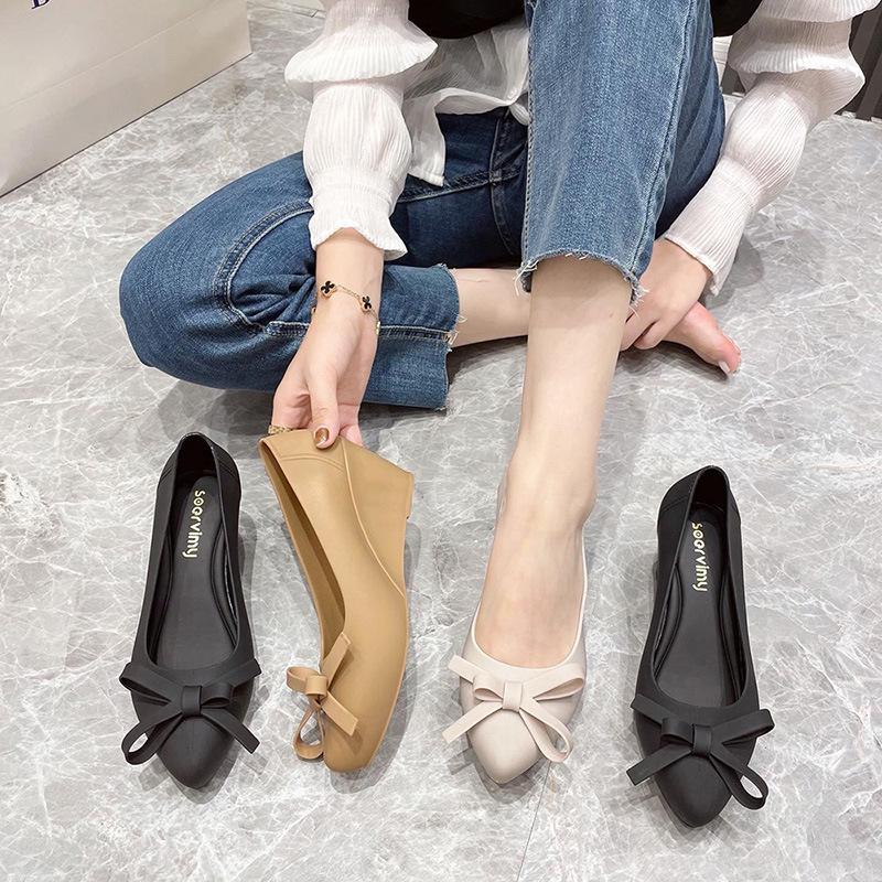 New Rain Shoes For Women Fashionable Style Korean Plastic Shoes Non-slip Short Water Shoes Butterfly Frozen Shoes